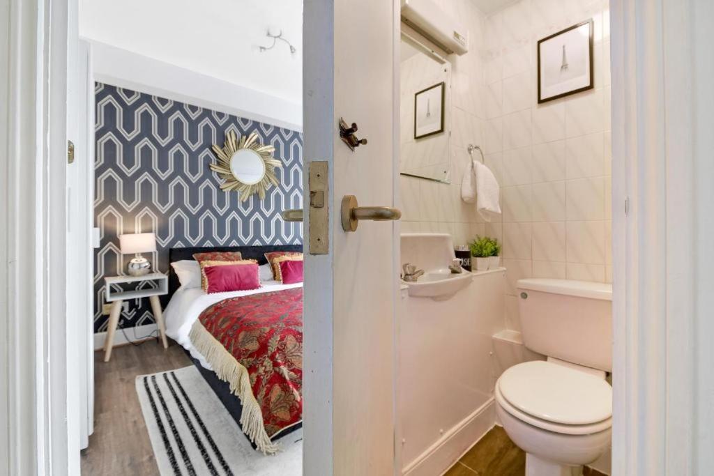 Your In The Heart Of - In Nell Gwynn House Apartment